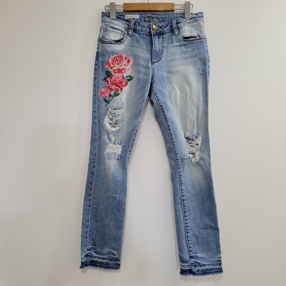 Kut from the kloth embroidered Reese ankle straight jeans 0